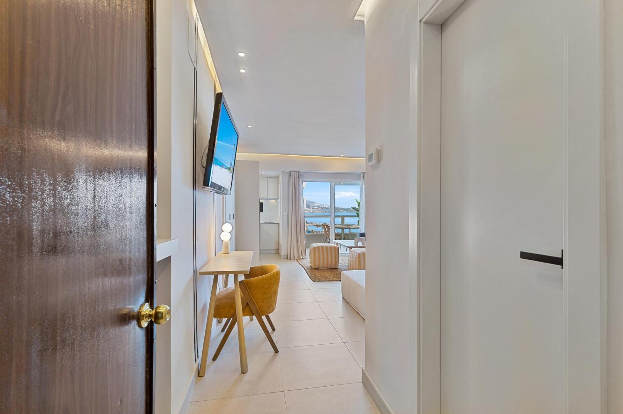Апартаменты Solana 26 Incredible Sea Views Фуэнхирола Экстерьер фото